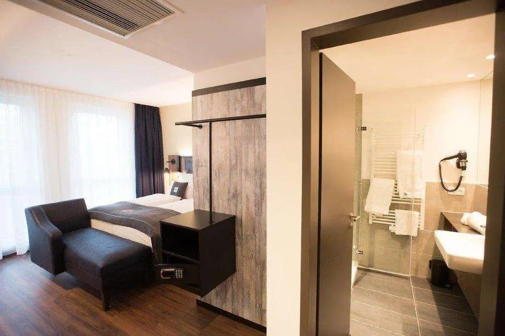 Holiday Inn - The Niu, Saddle Fuerth By Ihg