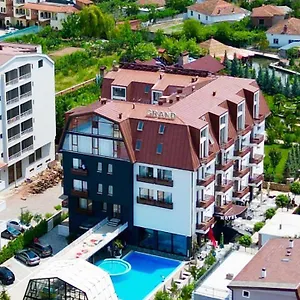grand-hotel-pogradec.albaniahotels.org/
